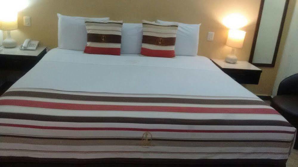 Madero Suites Coatzacoalcos Esterno foto